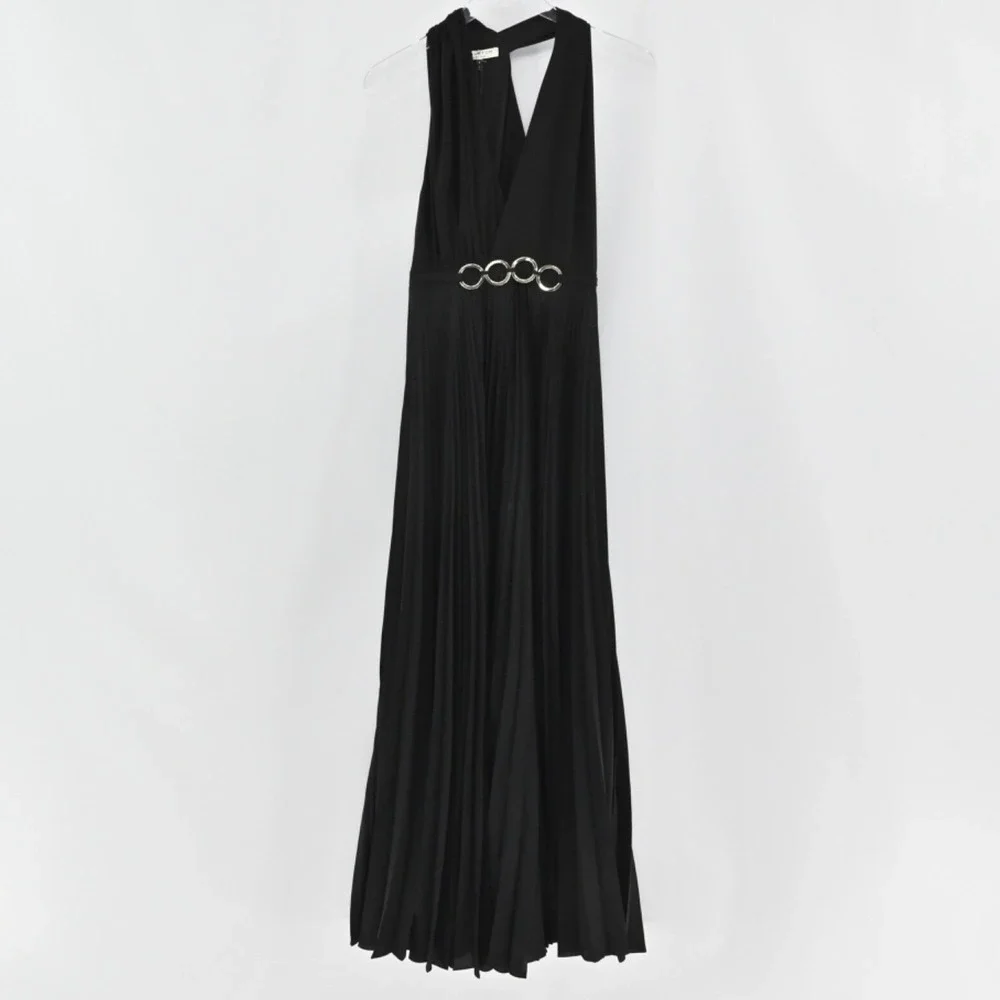 Halston Heritage this elegant